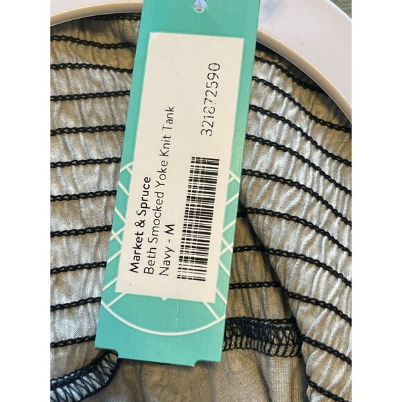 NWT Market & Spruce Beth Smocked Yoke Knit Tank Navy Color M Rayon New - Picture 4 of 5